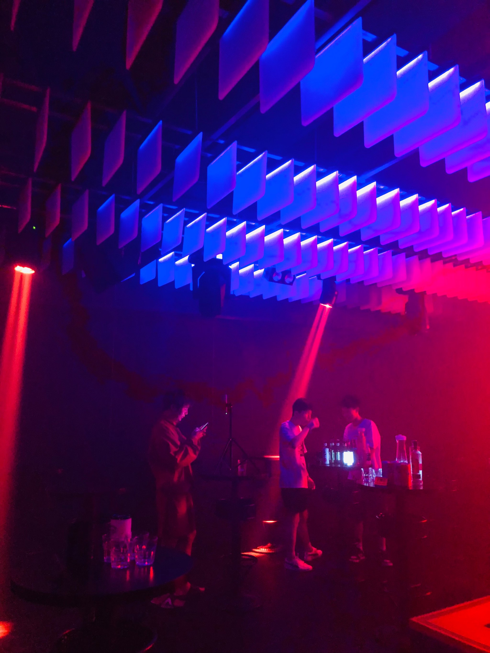 包头商务ktv探访中低端商务环境-昆都仑区ktv预订